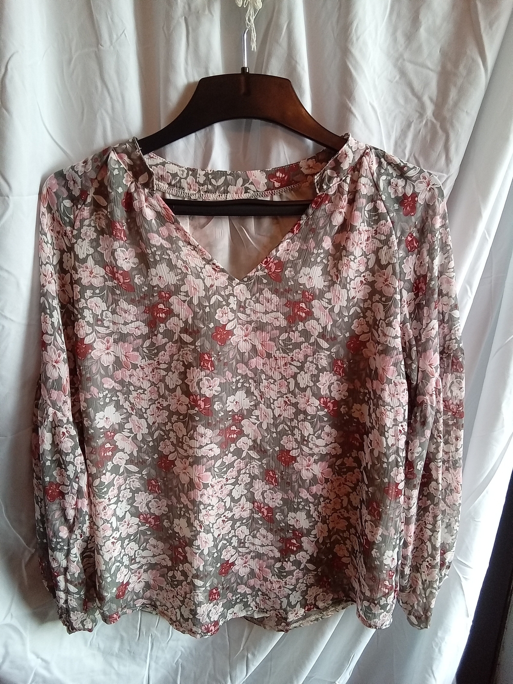 Floral V-Neck Long Sleeve Women's Top - Pink & Gray M